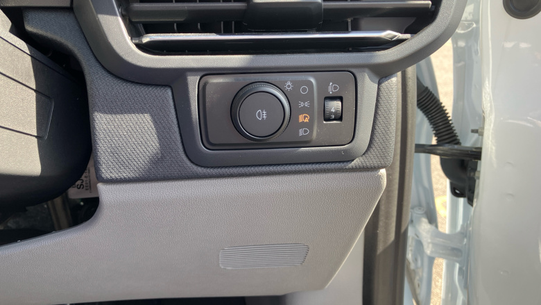 Ford Tourneo Custom 340 L2 Electric Rwd 160kW 65kWh H1 Titanium X 8 seater Auto